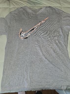 Nike Gray T-Shirt with Marble Swoosh